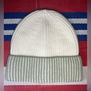✨🥳 NWOT - Two Tone Fine Ribbed Crown Knit Beanie - Cuffed Brim - Unisex - OS